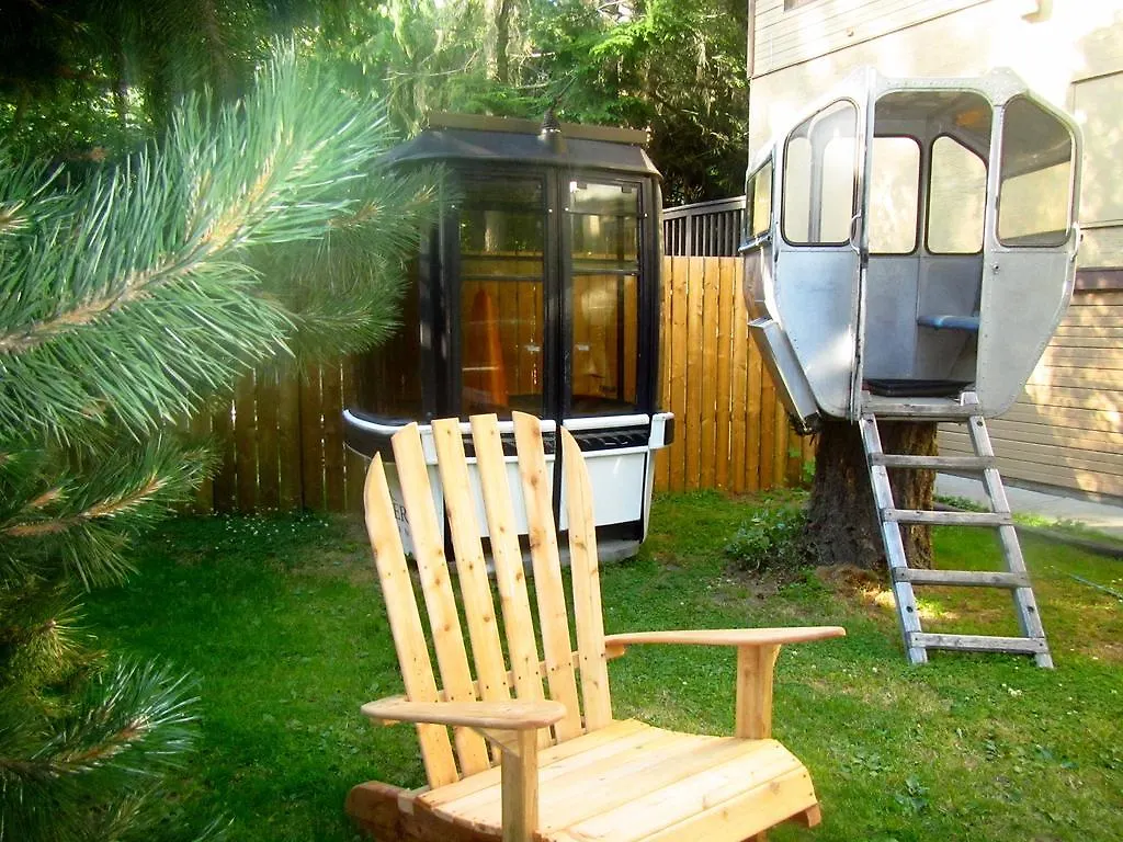 Alpine Lodge וויסטלר